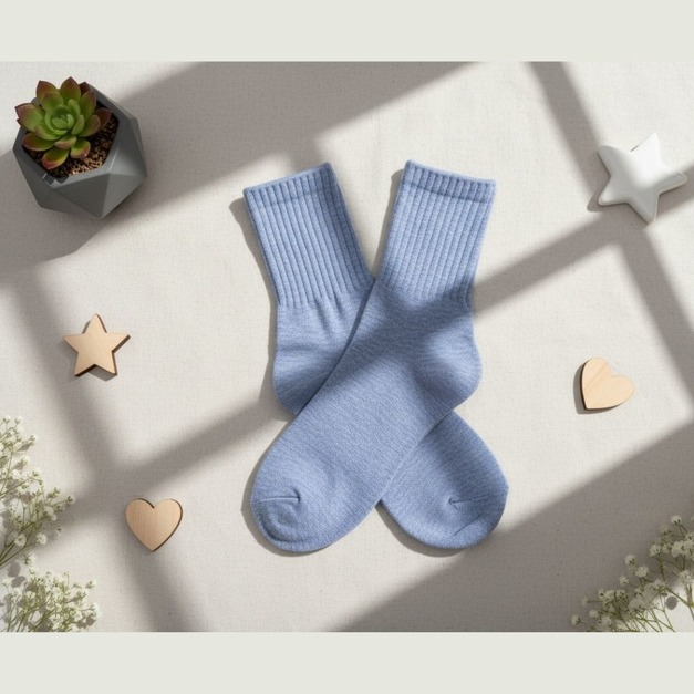 S51 素色中筒襪(藍)