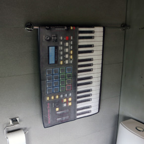 [HeadphoneDog] 鍵盤造型野餐墊/浴巾/披風 (Keyboard Towel 鋼琴 電子琴 音樂人生日 交換禮物)