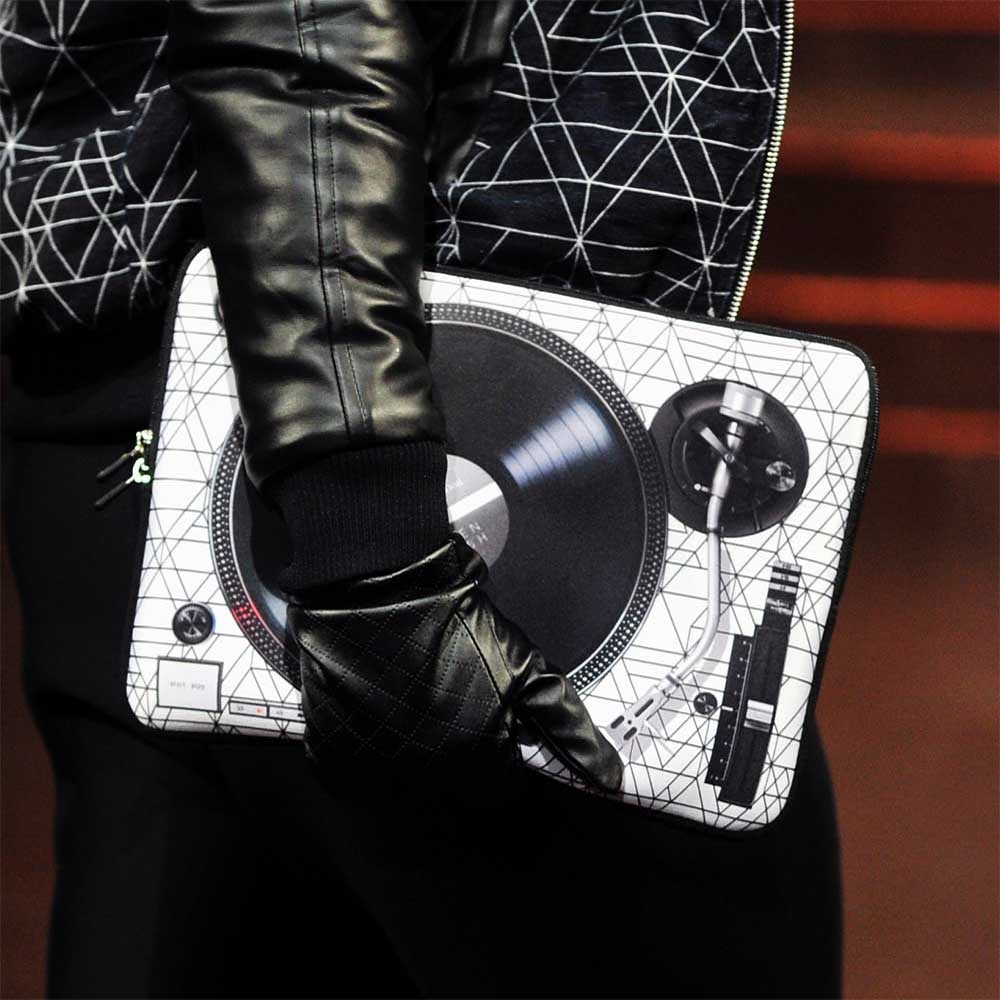 [HeadphoneDog] 耳機狗 x 7crash 時尚唱盤筆電袋_紐約時裝秀款