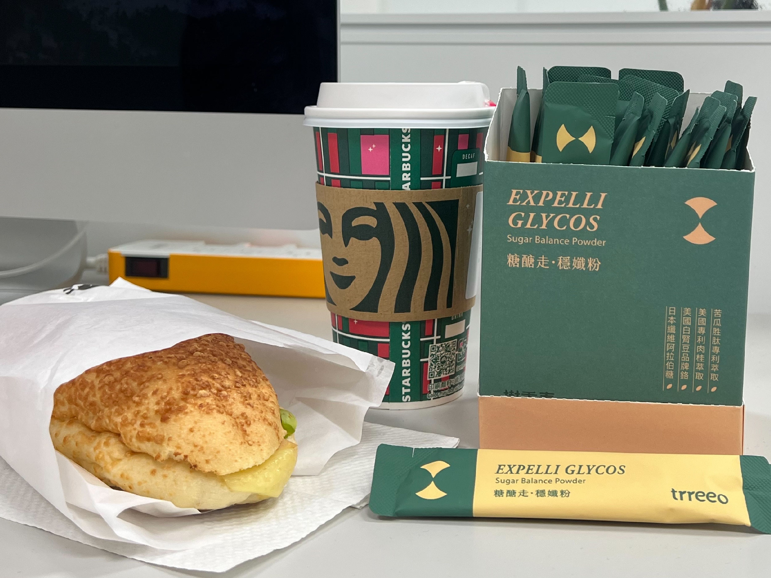 糖醣走穩孅粉做成粉包狀，外盒為上撕結構，可以時時提醒自己