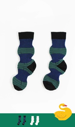 日系燈籠皺摺拼色襪 | 中筒襪 兩色售