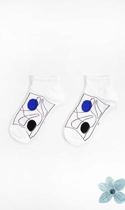 週三下班的繪畫課 | 短襪