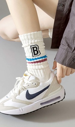 (售完)B的鬆弛感 三入組 | 長襪