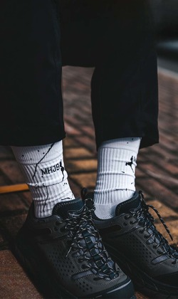 毛巾底刺繡潑墨男襪 四入組 | 長襪