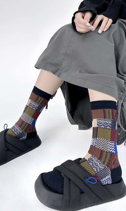 (售完)拼湊的街道 四入組 | 中筒襪