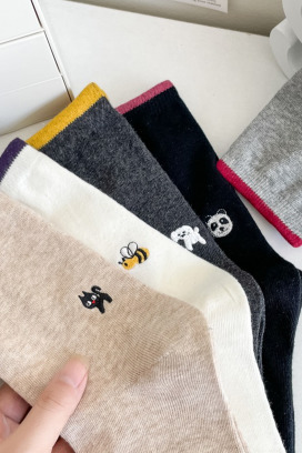 (售完)低調的小可愛 五入組 | 中筒襪