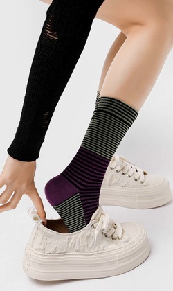 再一次陷入紫墜 | 中筒襪