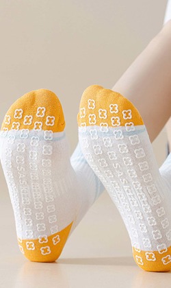 止滑柔柔粉粉瑜珈襪 五入組 | 中筒襪