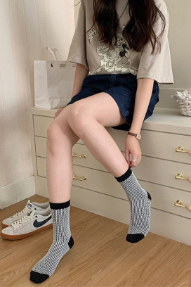 黑白編織個未來 三入組 | 中筒襪