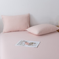 【媚格德莉MIGRATORY】加大極致涼感抱冰枕套床包組-奶霜粉_3