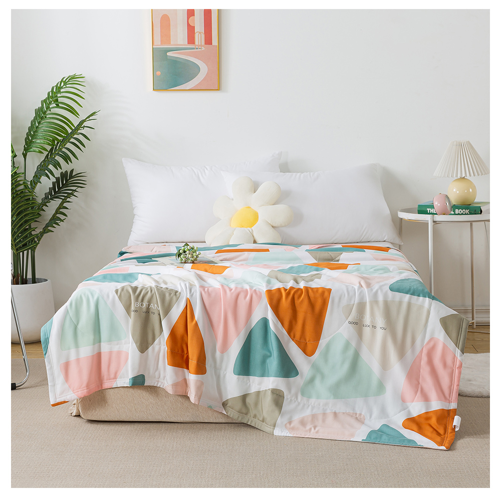 MIGRATORY 媚格德莉 - 竹纖維涼感抑菌水洗涼被-彩色迷漾 (150x186cm)