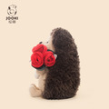 【JOOKI 捉趣】精品娃娃玩偶 玫瑰刺猬 (28cm) 贈品牌束口袋_8