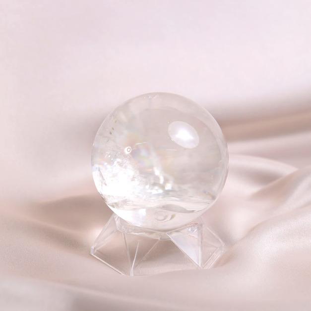 純白羽翼 | 頂級白水晶球7cm