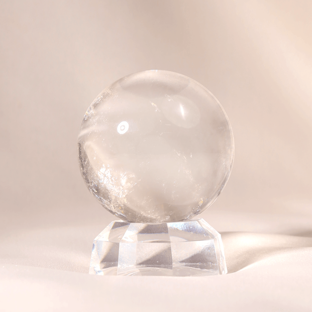純白羽翼 | 頂級白水晶球5.2cm