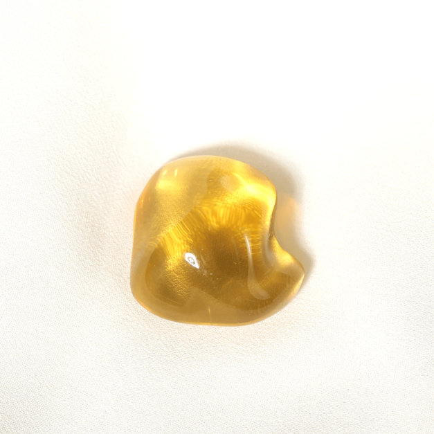 【頂級】黃金之島 | 蜜糖琥珀隨型 長2.9cm