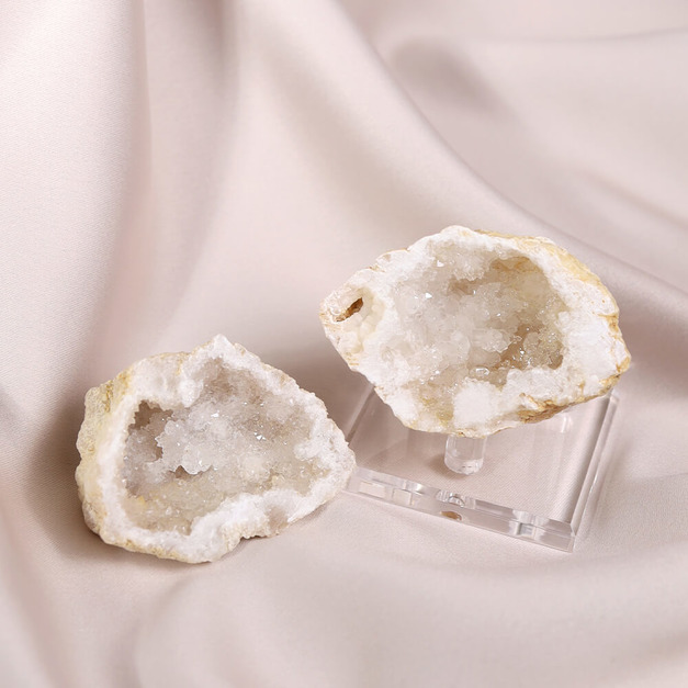 天使蛋 | 瑪瑙晶洞 長5.7cm(贈底座)