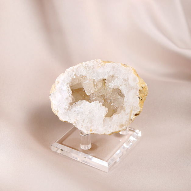 天使蛋 | 瑪瑙晶洞 長6.8cm(贈底座)