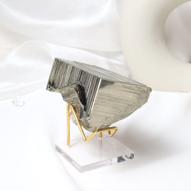 浮光耀金 | 頂級黃鐵礦原礦 長7.3cm  