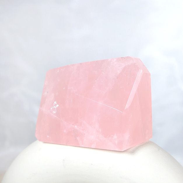 柔粉流雲 | 頂級隨型粉水晶 長7.8cm