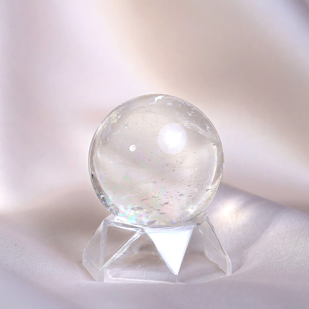 純白羽翼 | 頂級白水晶球 4.5cm