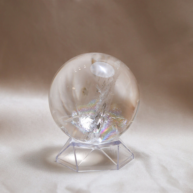純白羽翼 | 頂級白水晶球7.8cm
