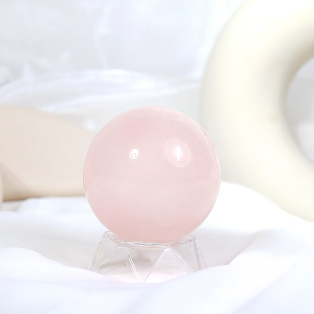 柔粉流雲 | 粉水晶球 5.6cm