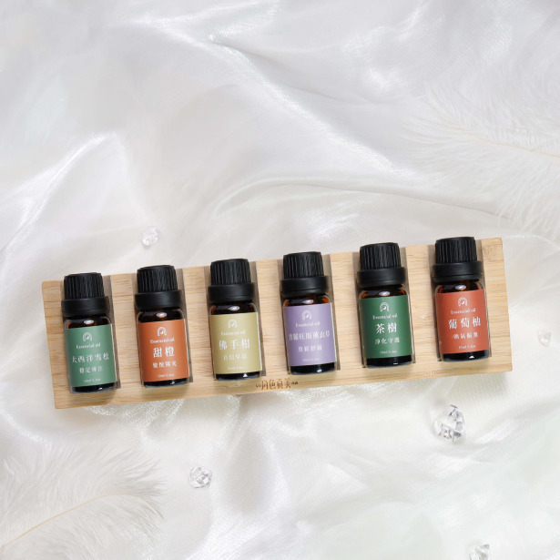 【超值優惠組】月色100%天然精油 |  C21