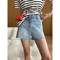不規則腰頭水洗牛仔短褲_2