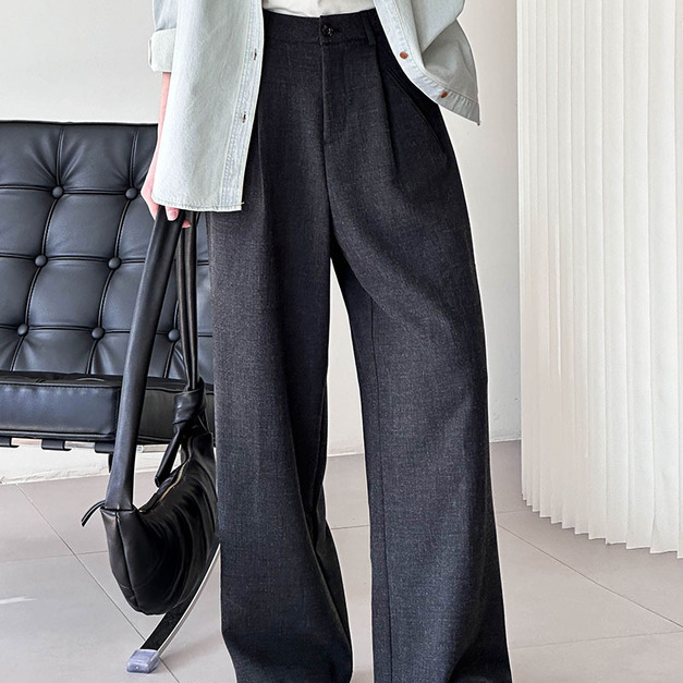 老錢風闊腿西裝褲