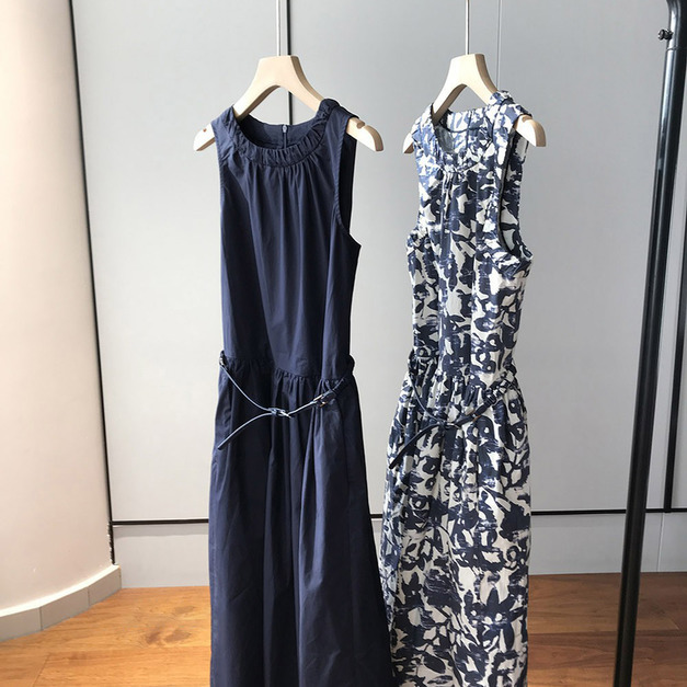 潘普洛無袖長洋裝 (深藍款)  M、XL現貨