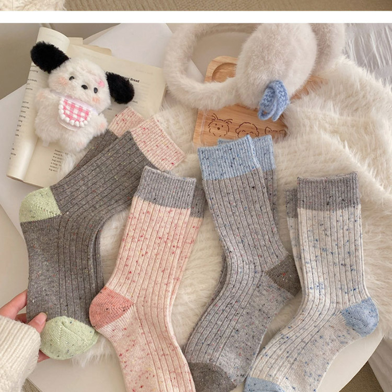 【滿$2,500贈品】彩色點點羊毛襪×1