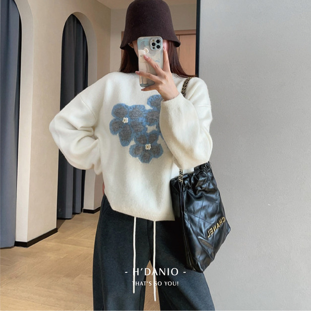 立體花朵溫柔針織上衣 2色
