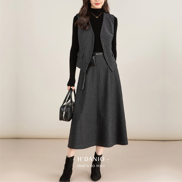 質感灰綿羊毛背心裙子兩件套組