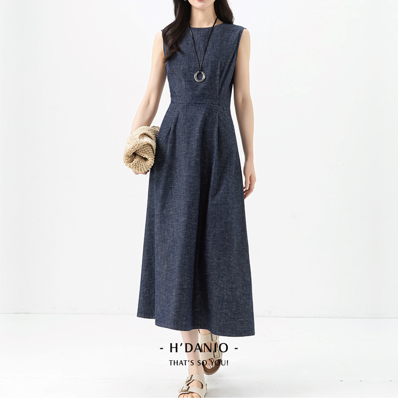 薄丹寧藍背心連衣裙