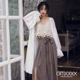 波西米亞摟空鉤花吊帶短款上衣【S122311】