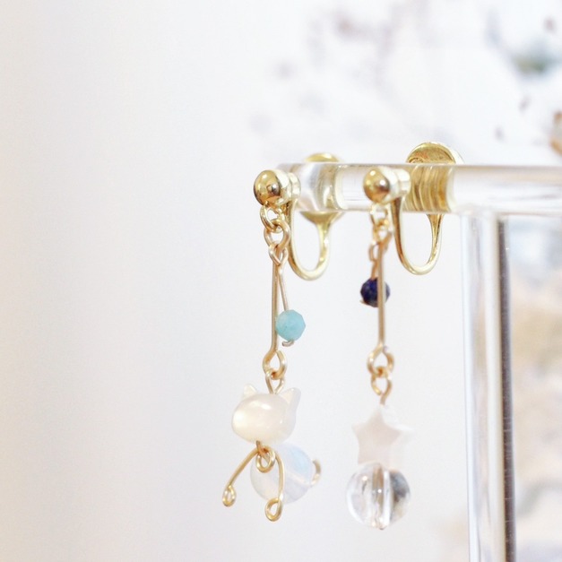 貓咪扭扭 | Twisting Kitty