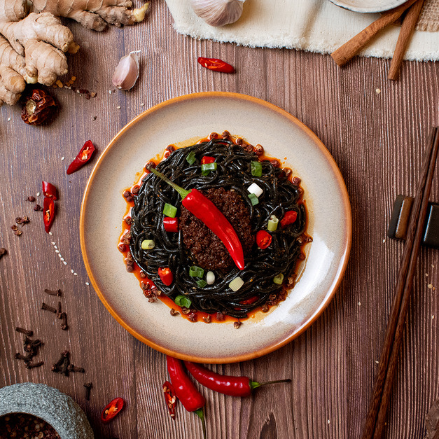 (聯名款)麻辣乾拌蒟蒻竹炭麵/1入