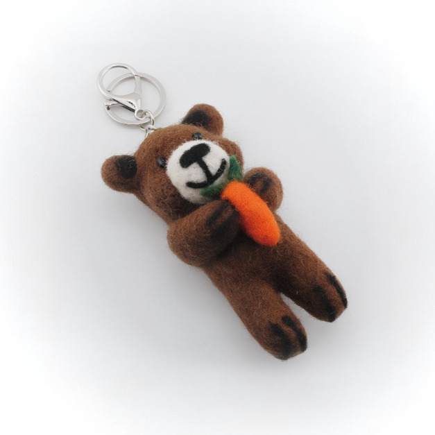 WFP Dacho Farm北海道農場吊飾鑰匙圈/ 農夫熊/ 站姿