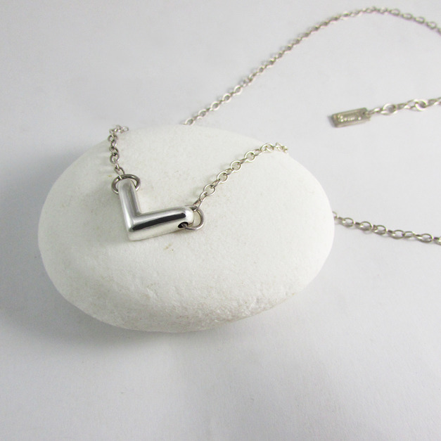 V necklace_V項鍊