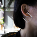 Louvre earring_羅浮宮耳骨環_1