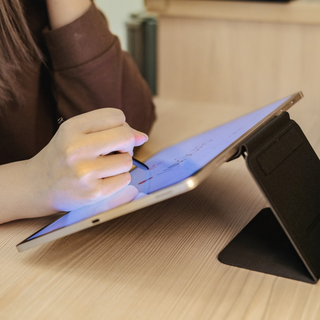 Titan NO.09｜泰坦通用平板支架｜ergomi