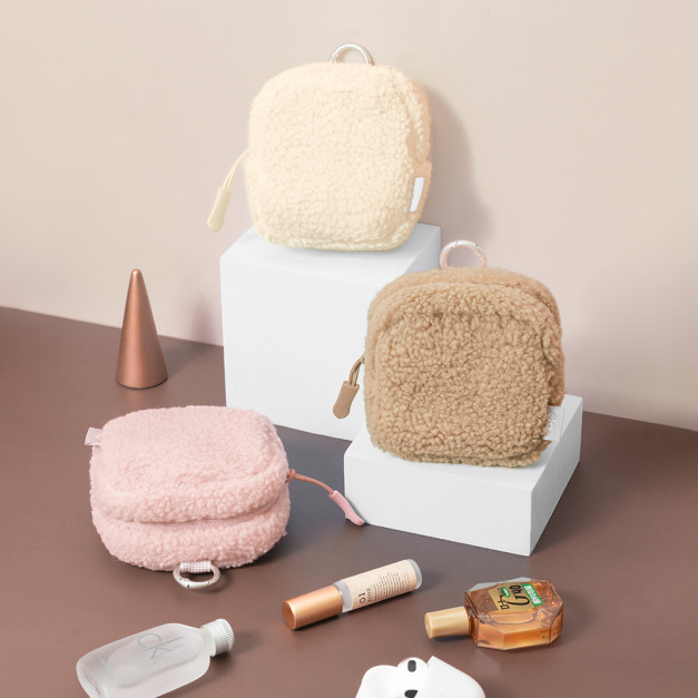 毛毛小方包｜ekax