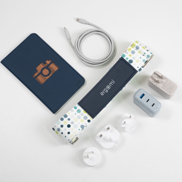 飛行專家組｜氮化鎵三孔快充+液態矽膠快充線+行李束帶+護照套｜Allite X ergomi X jarraa