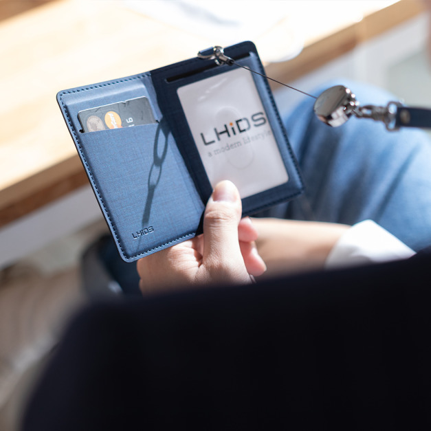 翻轉磁吸識別證 | LHiDS