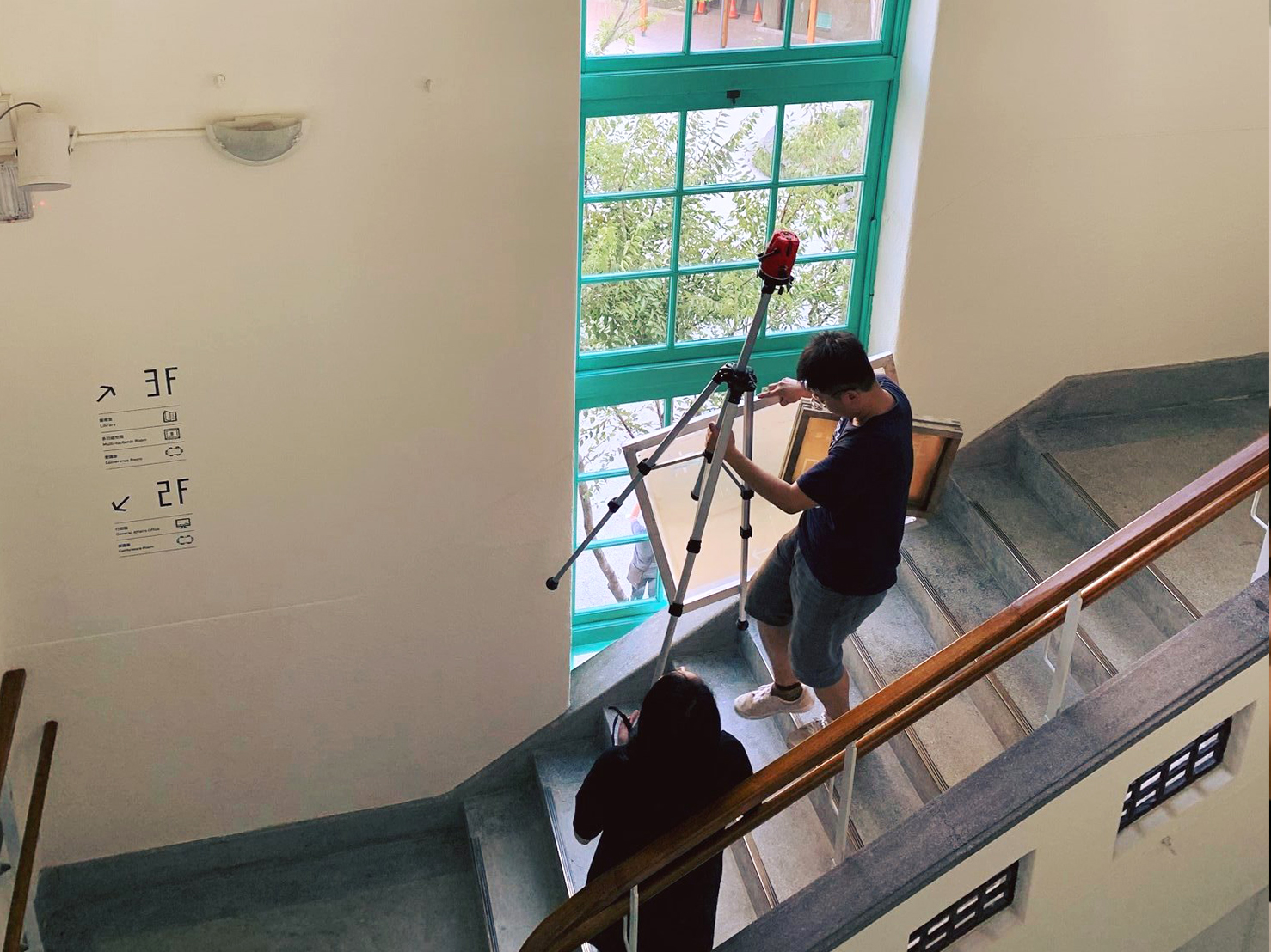 可能是一或多人的圖像