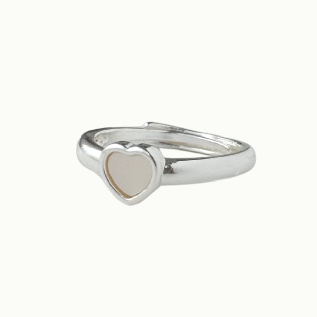 心間微光．愛心貝殼可調節戒指