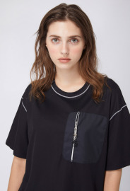 【中性款】收納口袋短袖上衣/黑色