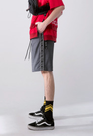 【中性款】隨意寬鬆條紋短褲/灰白