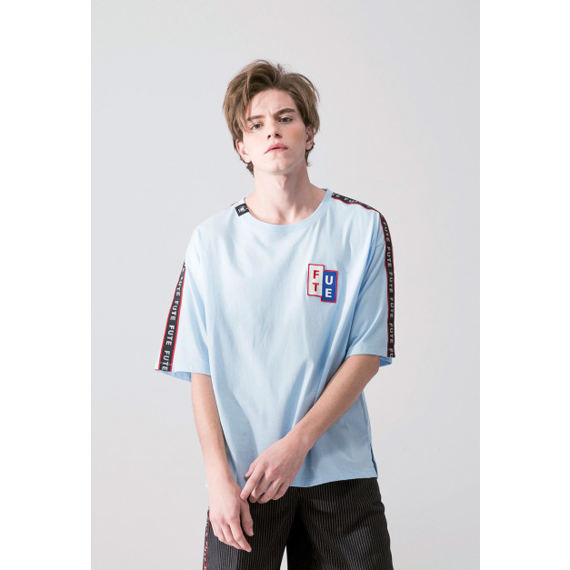 【中性款】反光織帶造型多色TEE/淺藍