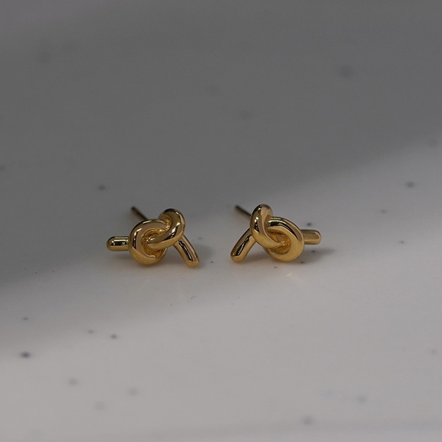 14K post 繩結耳環